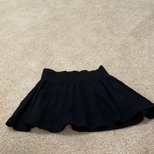 Girl’s black cotton skort